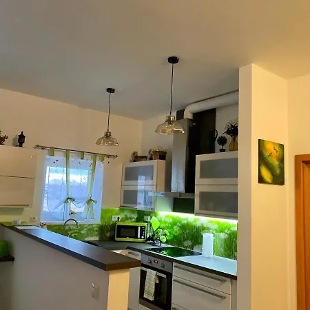 Apartment Na Lukach - Kopretina