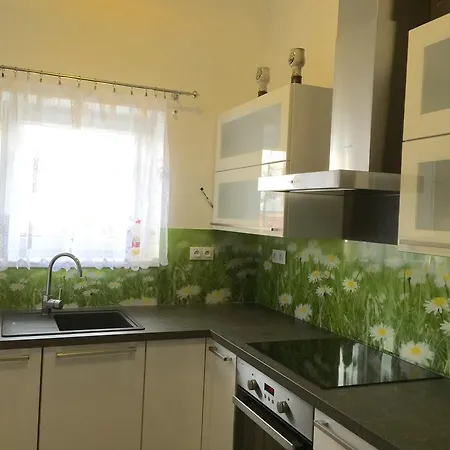 Apartment Na Lukach - Kopretina *